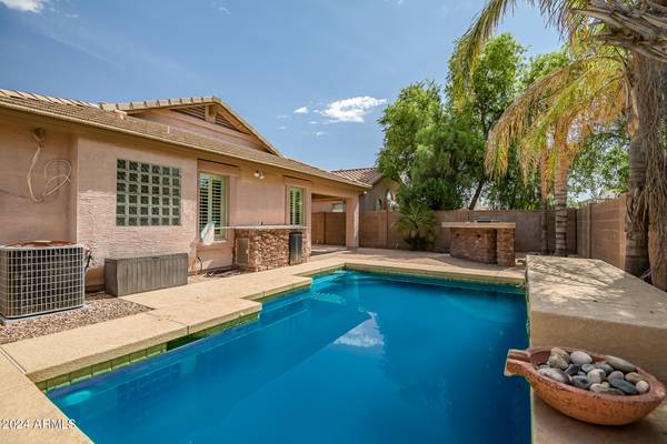 San Tan Valley, AZ 85143,4239 E ROCK Drive