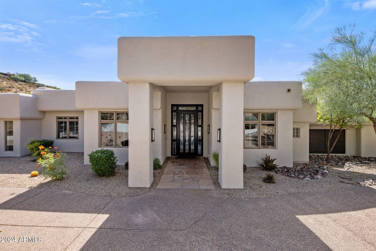 Paradise Valley, AZ 85253,6097 N Paradise View Drive