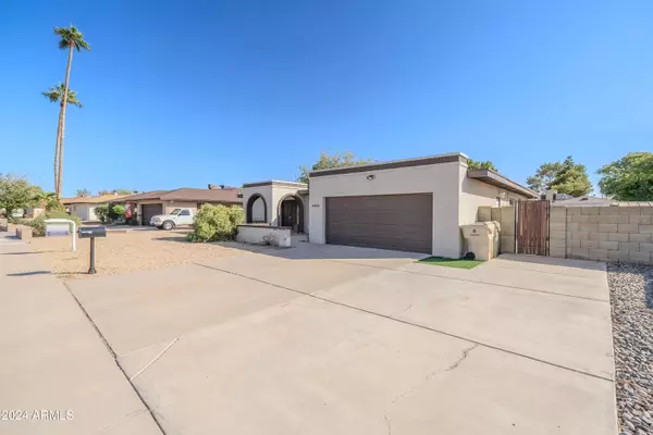 Glendale, AZ 85302,4833 W LAS PALMARITAS Drive