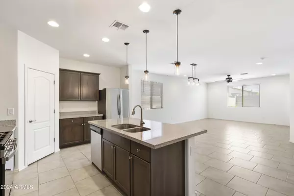 Maricopa, AZ 85138,39963 W CRANE Drive