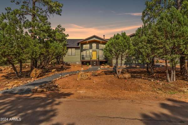 5403 Gray Wolf Drive,  Lakeside,  AZ 85929