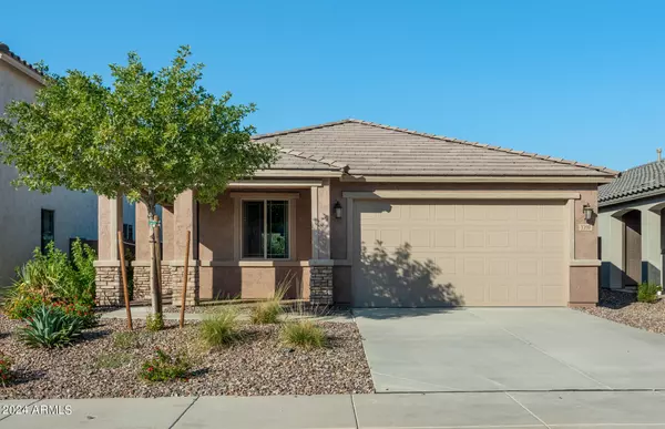 1390 W FLINTLOCK Drive, San Tan Valley, AZ 85144