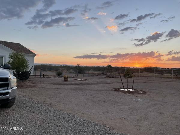 Wittmann, AZ 85361,23208 W GLORIA Lane