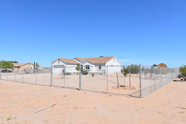 Wittmann, AZ 85361,23208 W GLORIA Lane