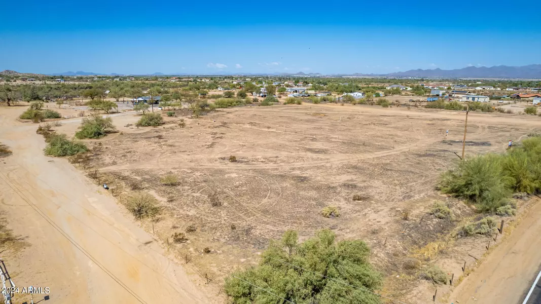 12720 S AIRPORT Road #F, Buckeye, AZ 85326