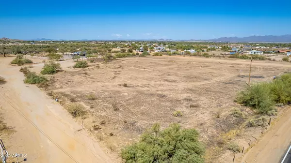 12720 S AIRPORT Road #F, Buckeye, AZ 85326