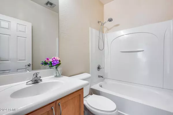 10323 W VIA DEL SOL -- #384 Peoria, AZ 85383