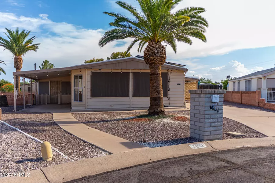 7215 E AVESTA Circle, Mesa, AZ 85208