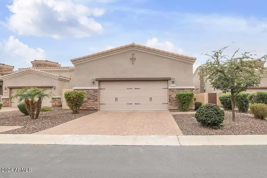 6202 E MCKELLIPS Road #180, Mesa, AZ 85215