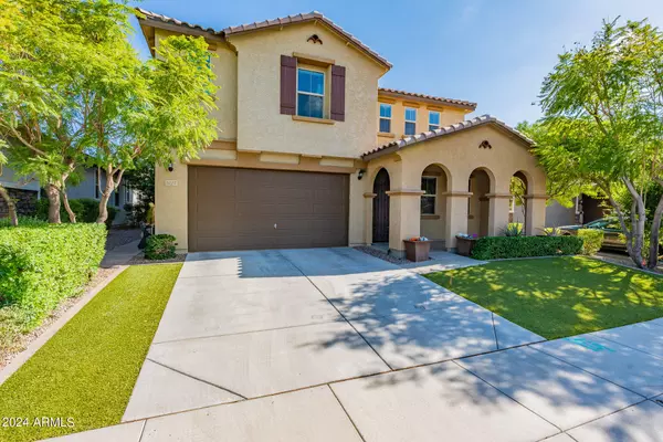 5117 E GRANDVIEW Street, Mesa, AZ 85205