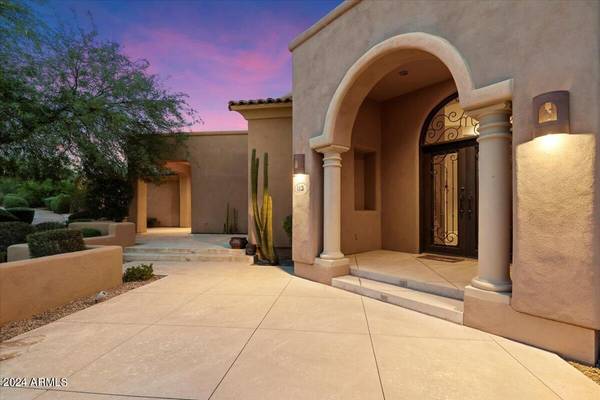 Scottsdale, AZ 85255,9290 E Thompson Peak Parkway #113