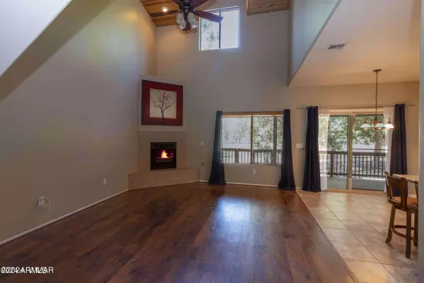 Lakeside, AZ 85929,6102 W STARLIGHT RIDGE Parkway #E
