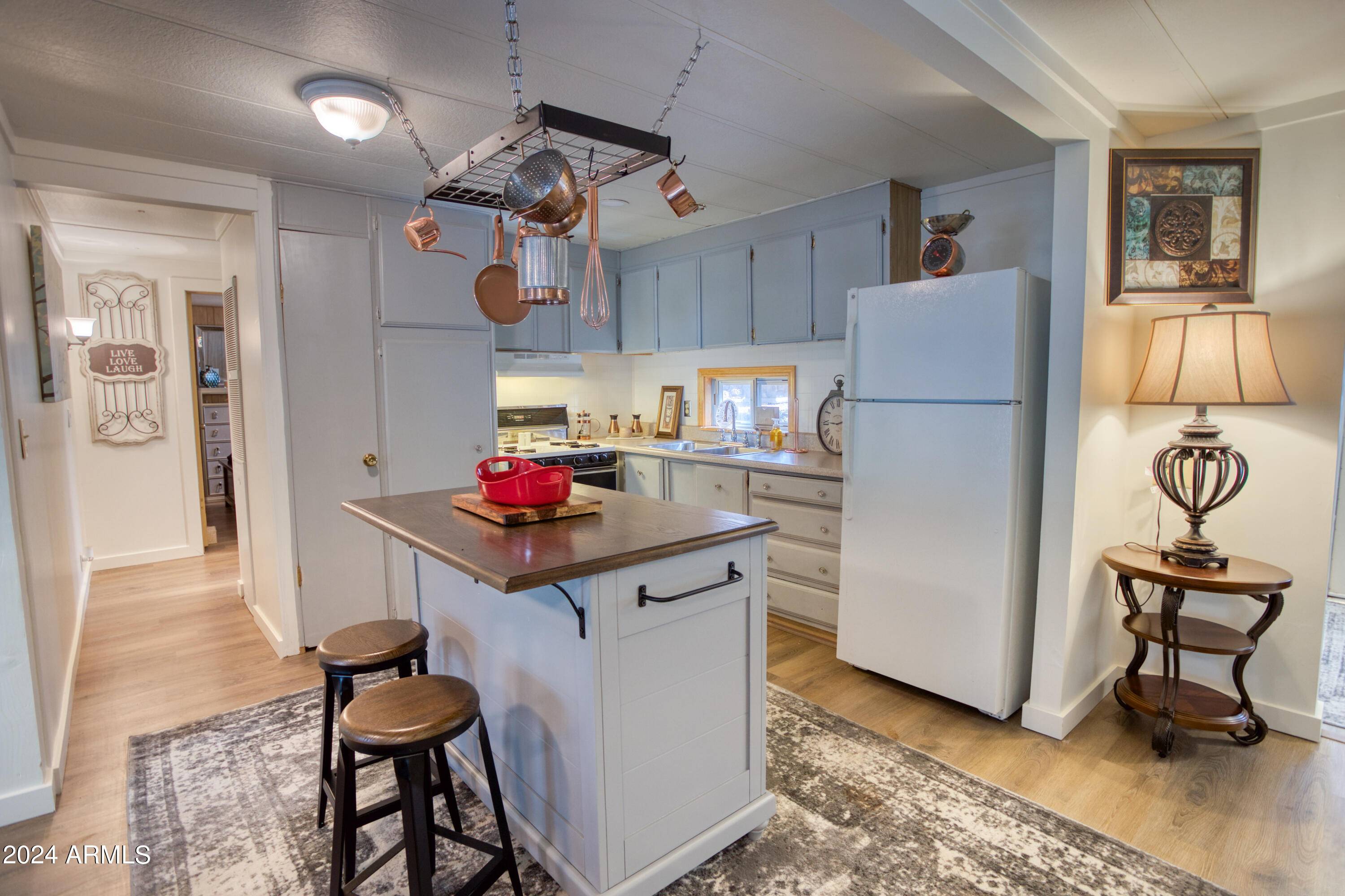 Pinetop, AZ 85935,5745 COUGAR Court