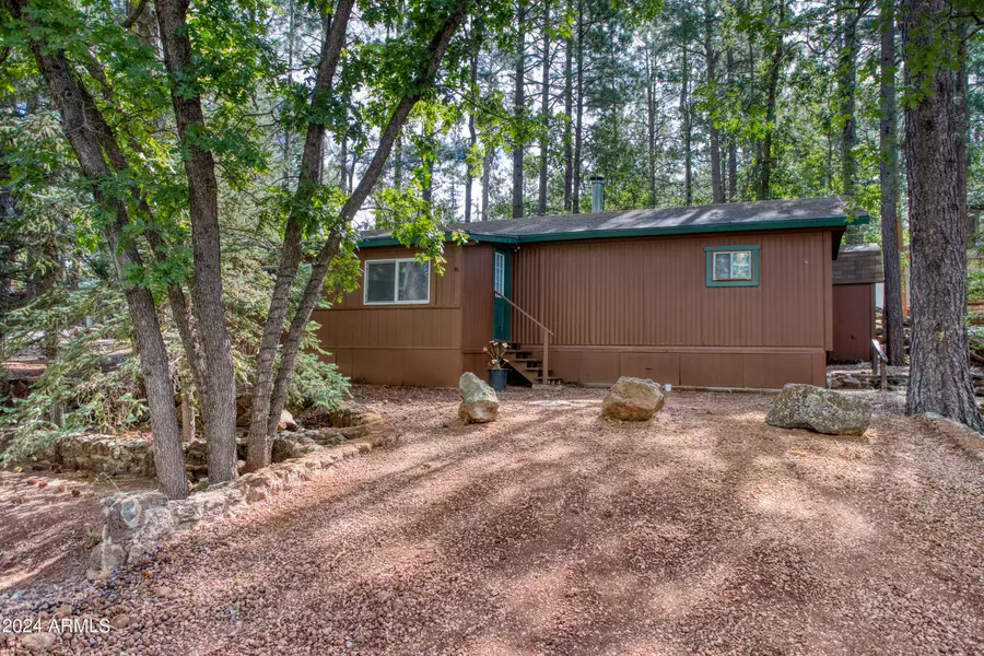 5745 COUGAR Court, Pinetop, AZ 85935