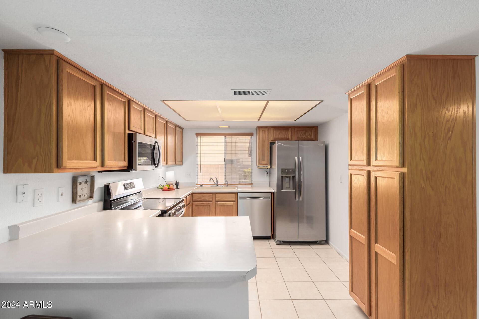 Glendale, AZ 85306,6315 W MONTE CRISTO Avenue