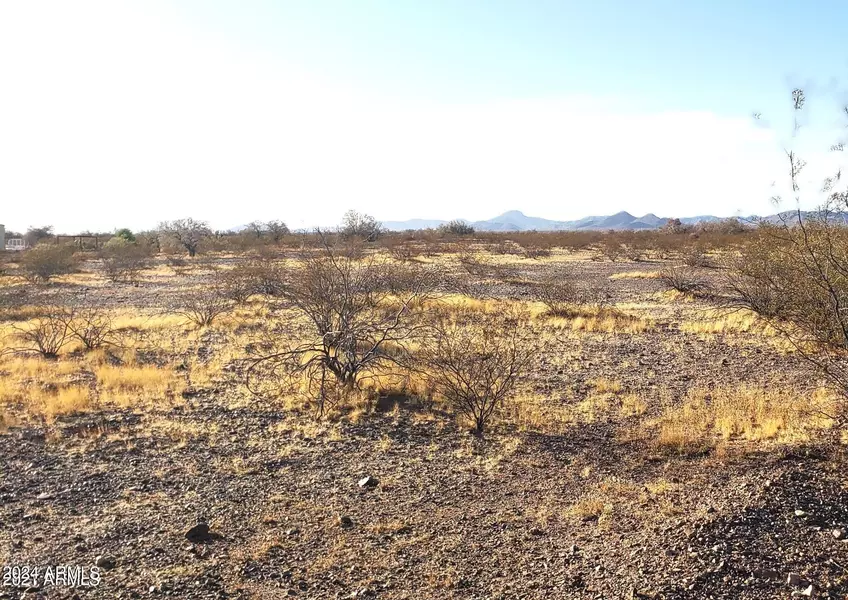 6323 N 418TH Avenue #880, Tonopah, AZ 85354