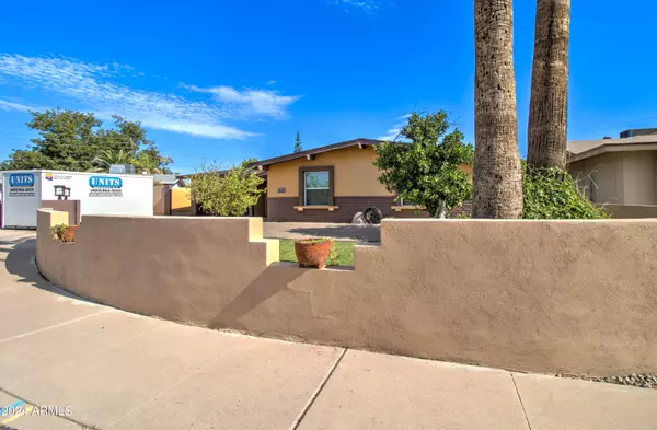 2216 E CAMINO Circle,  Mesa,  AZ 85213