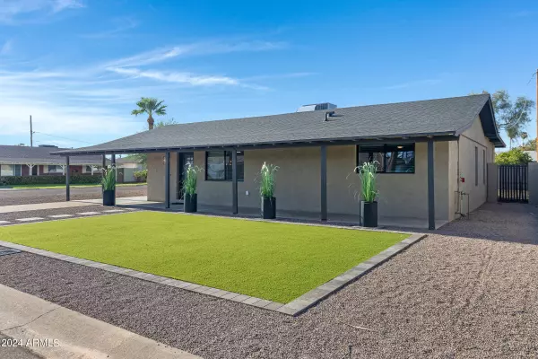 Scottsdale, AZ 85257,7504 E ALMERIA Road