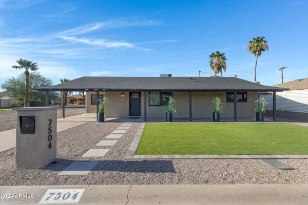 7504 E ALMERIA Road, Scottsdale, AZ 85257