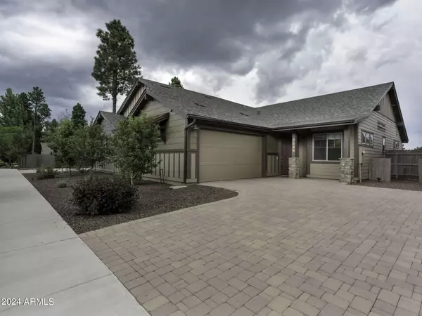 Flagstaff, AZ 86001,2528 W Mission Timber Circle