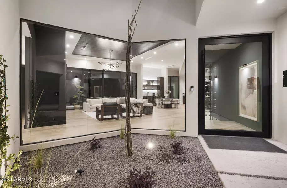 4420 N 29th Street, Phoenix, AZ 85016
