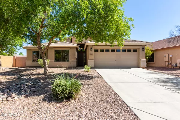 1183 W BUSA Drive, San Tan Valley, AZ 85143