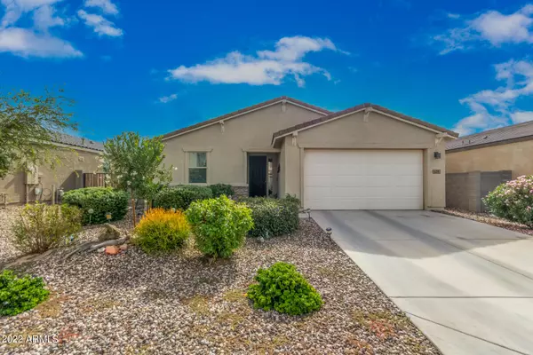 639 W Magena Drive, San Tan Valley, AZ 85140