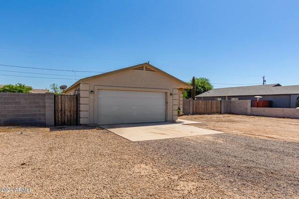 San Tan Valley, AZ 85140,5241 E SHADOW Lane