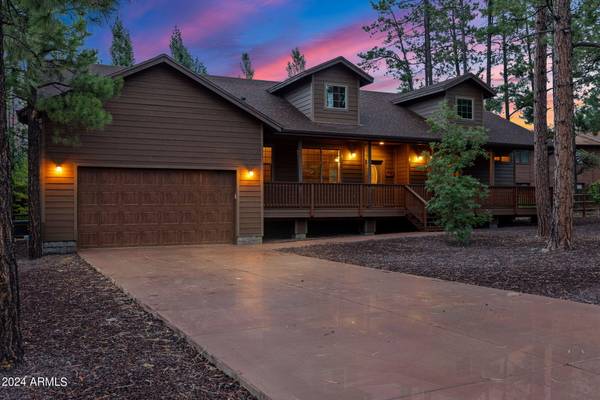 Pinetop, AZ 85935,5796 HIDDEN OAK Drive