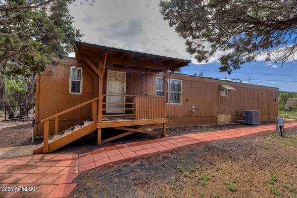 Vernon, AZ 85940,1 COUNTY ROAD N3124 --