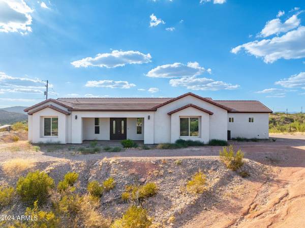 Morristown, AZ 85342,42920 N HIGHWAY 60 --