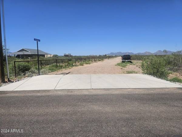 Huachuca City, AZ 85616,4 N Truman Road #6