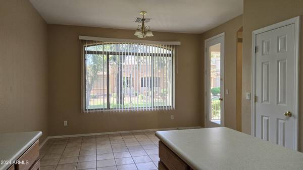 Chandler, AZ 85286,2600 E Springfield Place #59