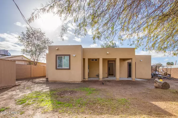 Phoenix, AZ 85041,644 W Mobile Lane