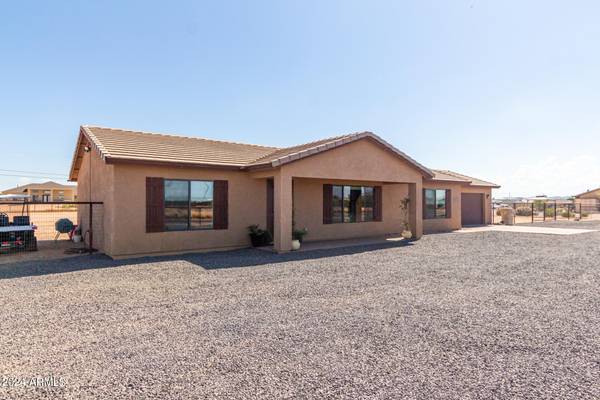 San Tan Valley, AZ 85140,6065 E RED BIRD Lane