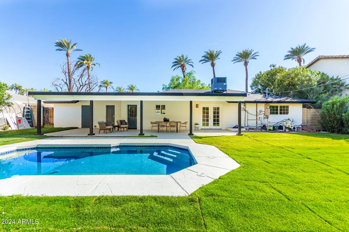 Phoenix, AZ 85018,4242 E HAZELWOOD Street