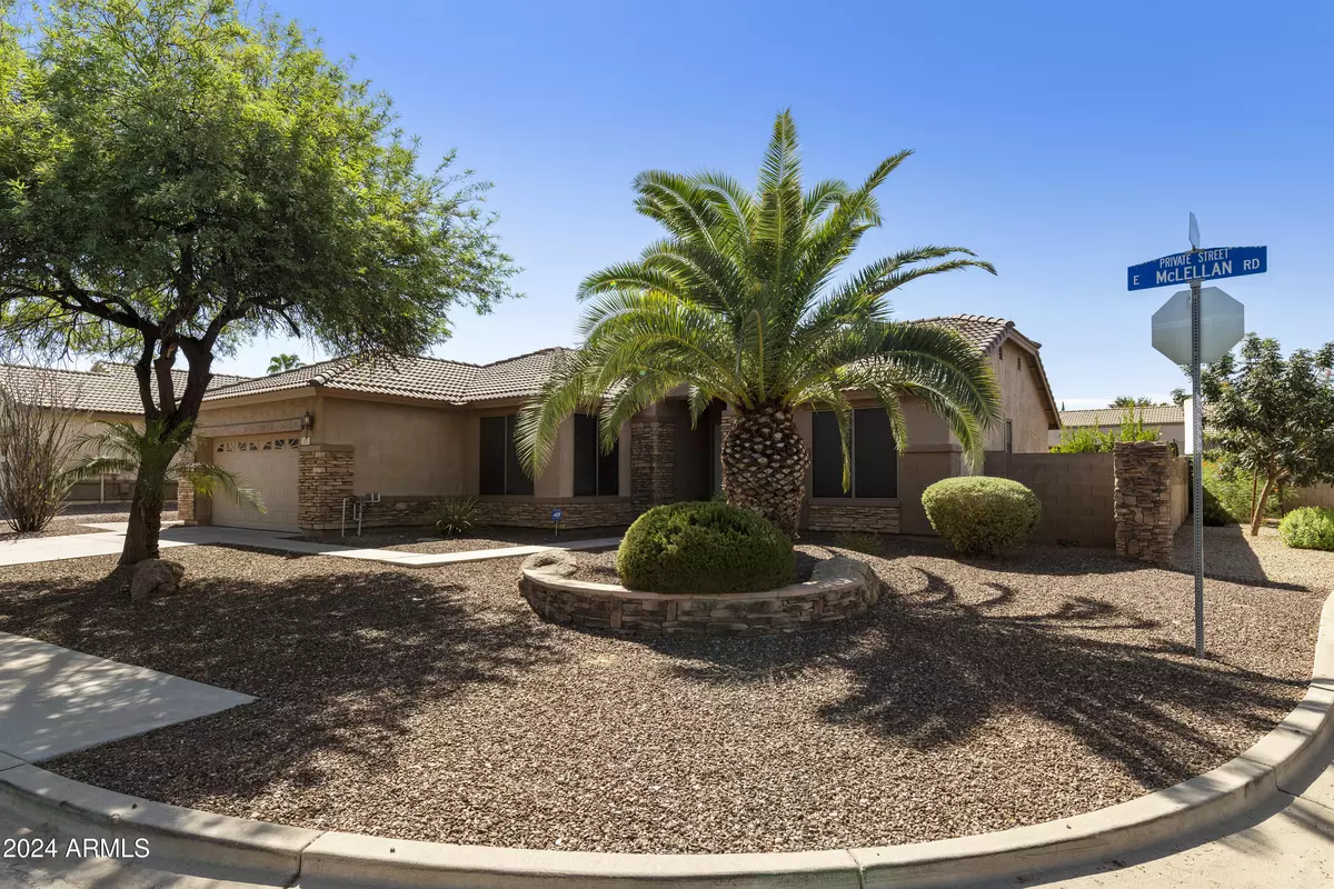 Mesa, AZ 85201,225 E MCLELLAN Road