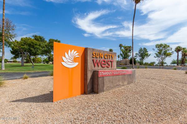 Sun City West, AZ 85375,20439 N SKYLARK Drive