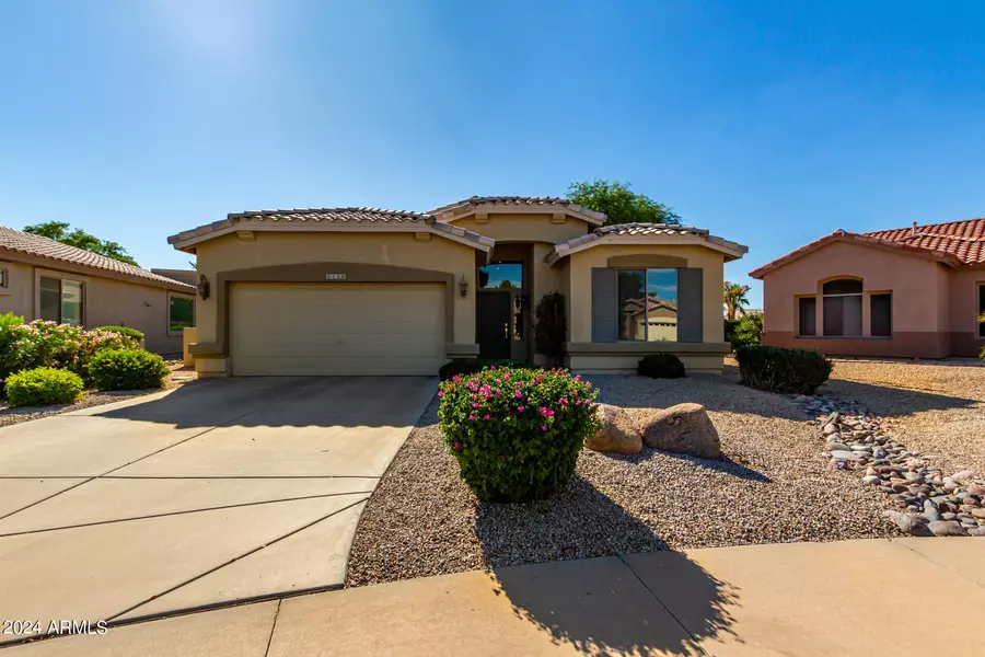 5116 S SUGARBERRY Court, Gilbert, AZ 85298