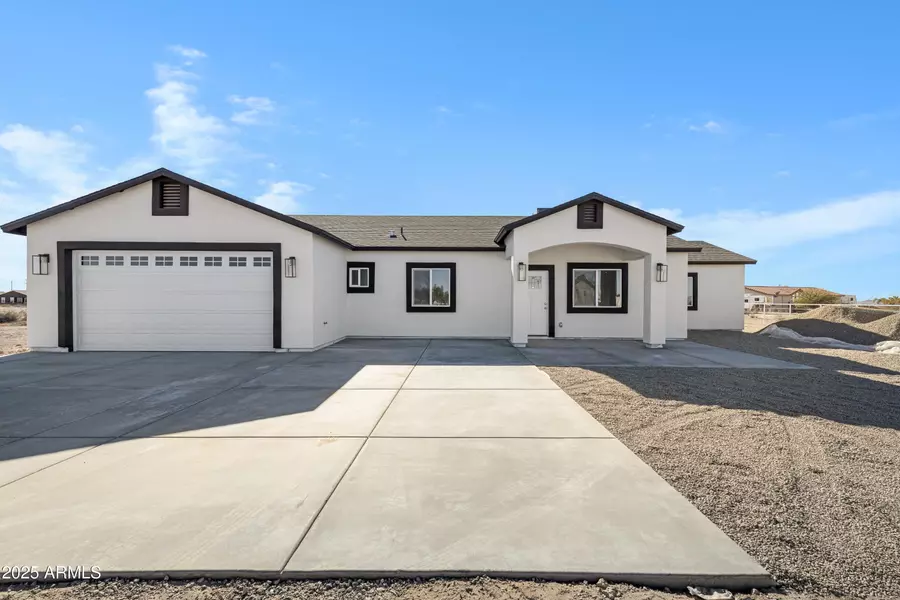 36913 W WHITTON Avenue, Tonopah, AZ 85354