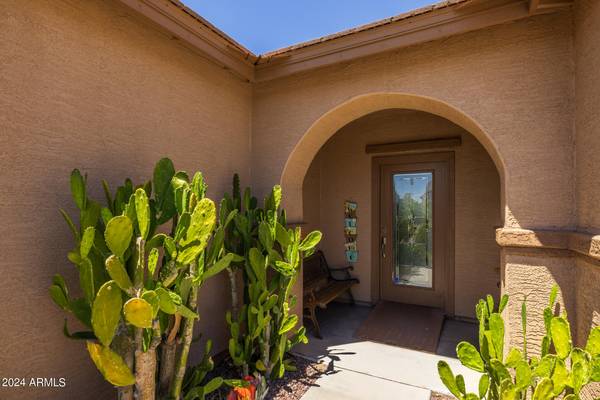 San Tan Valley, AZ 85144,2064 W SAWTOOTH Way