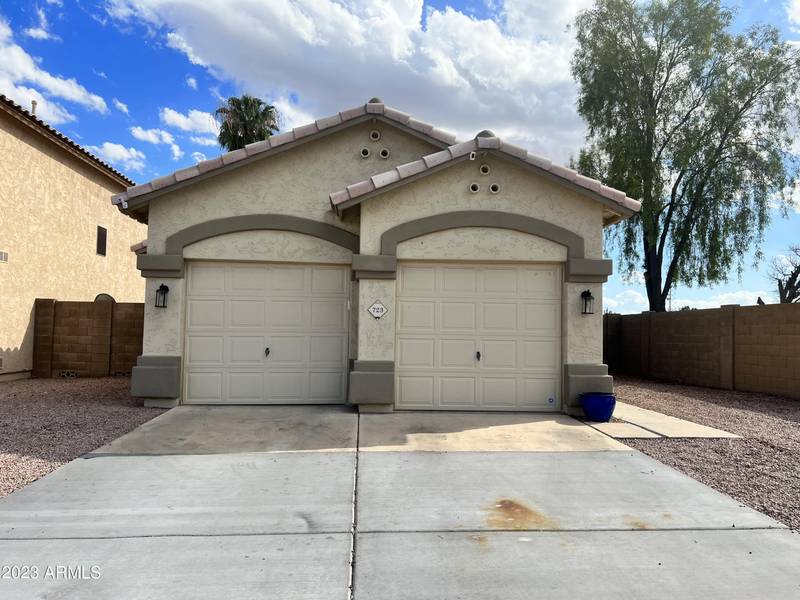 723 E WHITTEN Street, Chandler, AZ 85225