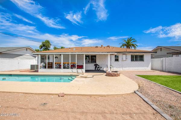 7453 E ALMERIA Road, Scottsdale, AZ 85257