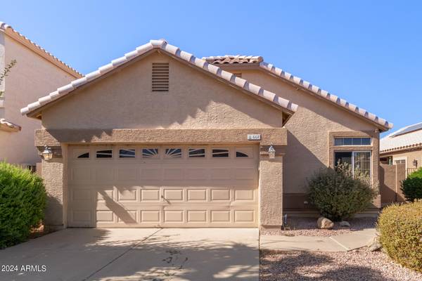 668 S CATALINA Street, Gilbert, AZ 85233