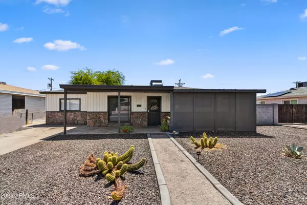 2715 W ROYAL PALM Road, Phoenix, AZ 85051