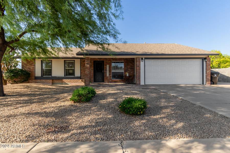 1740 W KERRY Lane, Phoenix, AZ 85027