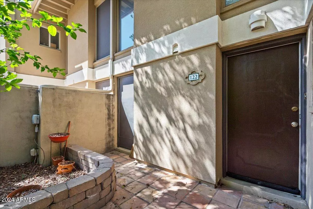 Phoenix, AZ 85016,4635 N 22ND Street #122