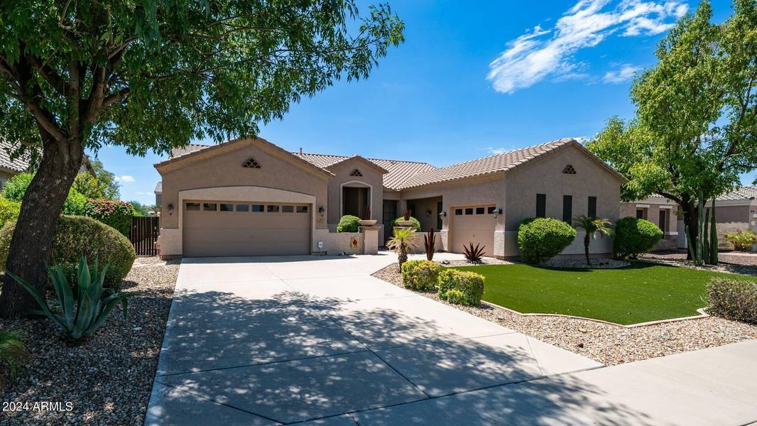 2971 E DENNISPORT Avenue, Gilbert, AZ 85295