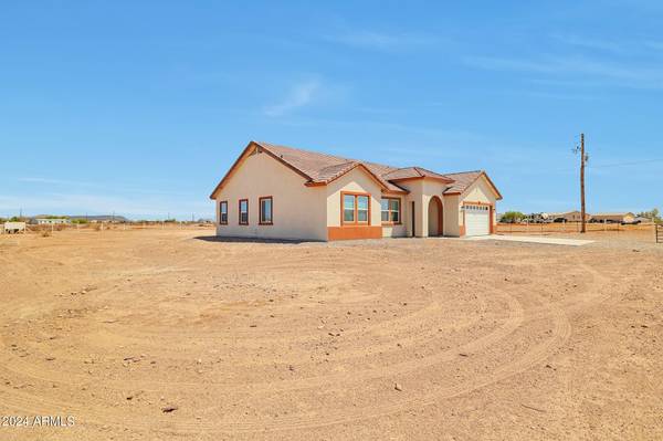 Tonopah, AZ 85354,37010 W WHITTON Avenue