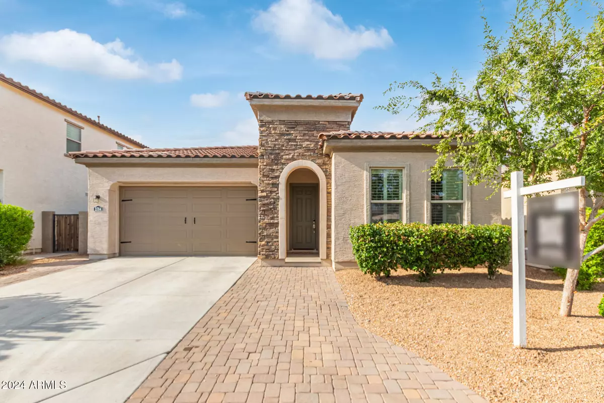 Chandler, AZ 85286,3784 E WISTERIA Drive